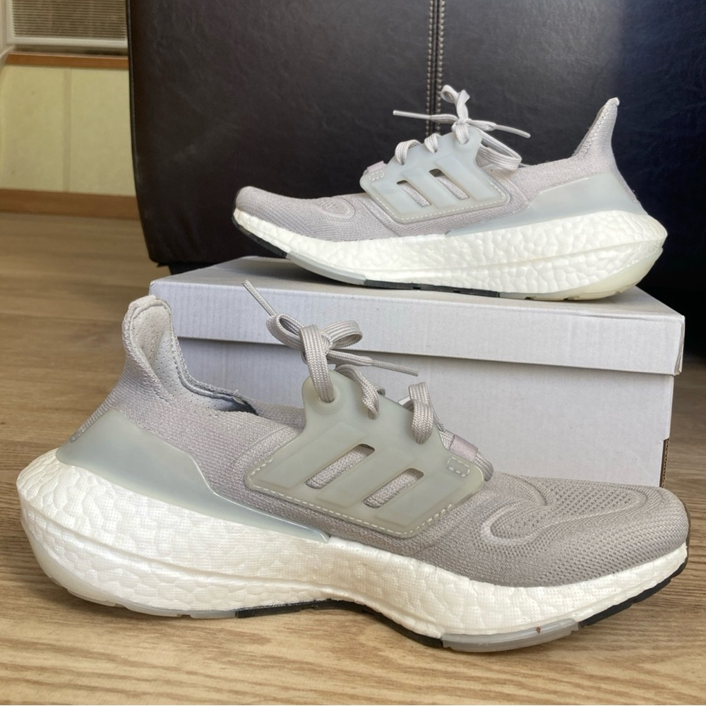 Size 6 - adidas gray ultraboost 22 running shoes women’s